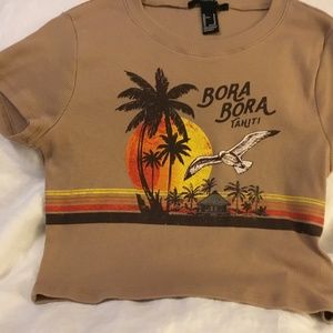 Forever 21 cropped Tshirt
